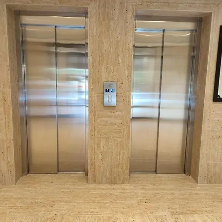 Family S Lejlighed *